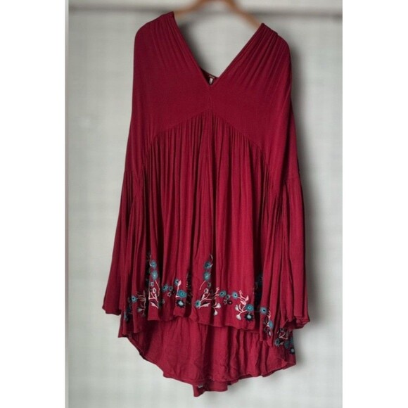 $148 NWT FREE PEOPLE SIZE S FLORAL EMBROIDERED BELL SLEEVES MINI DRESS RED Sz S - Picture 6 of 10